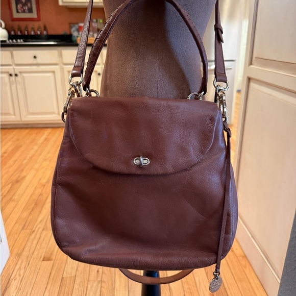 henri bendel Handbags - VTG Henri Bendel New York Rich Brown Leather Shoulder Bag 12x12 Old Money